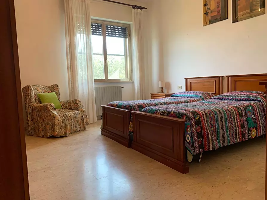 Immagine 36 di Villa in vendita  a Massarosa