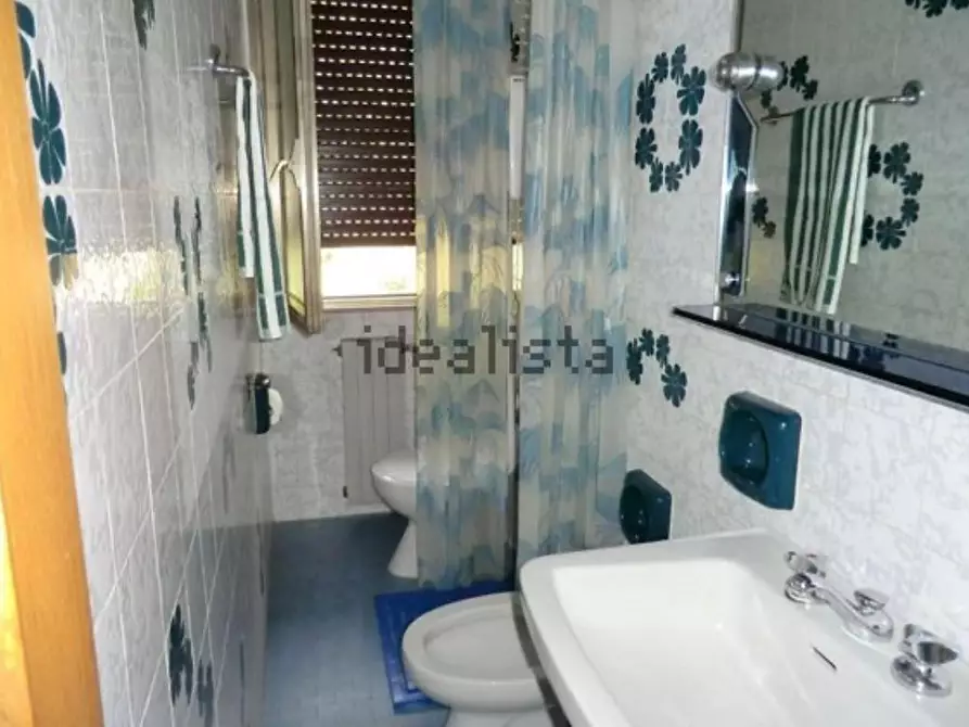 Immagine 41 di Villa in vendita  a Massarosa