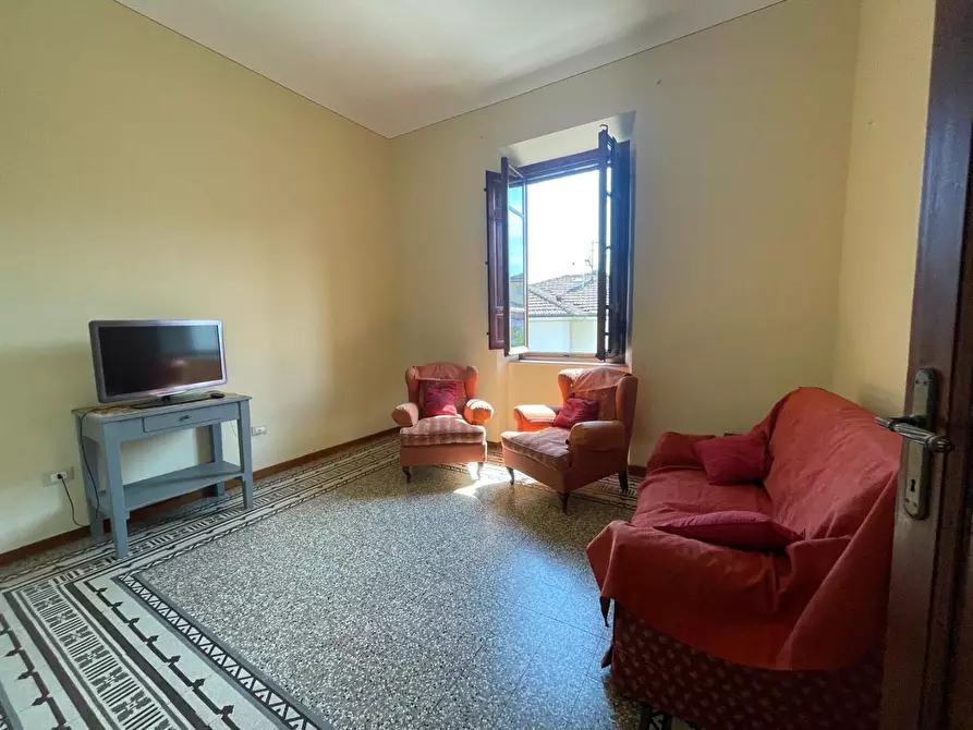 Immagine 35 di Villa in vendita  a Lucca