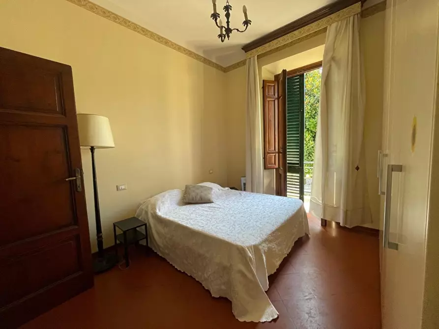 Immagine 18 di Villa in vendita  a Lucca
