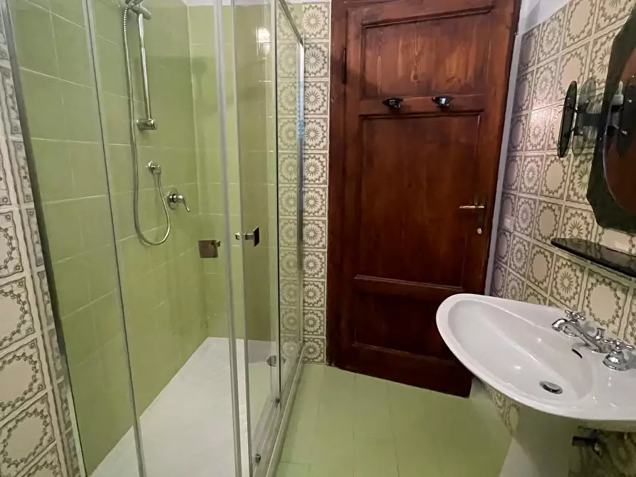 Immagine 33 di Villa in vendita  a Lucca