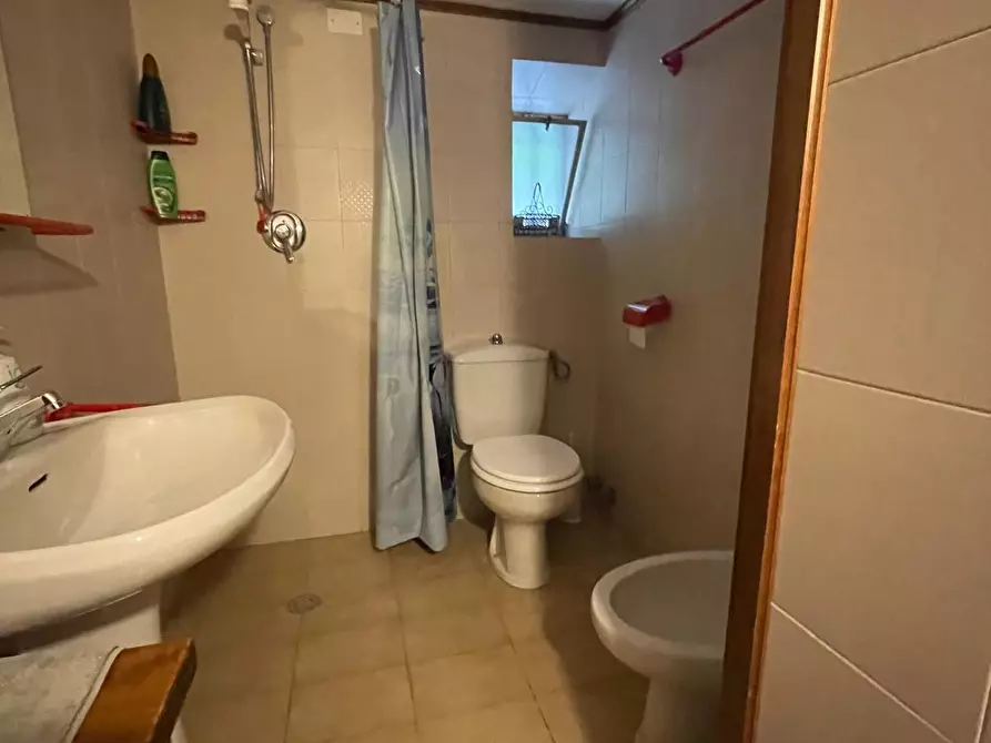 Immagine 28 di Villa in vendita  a Lucca