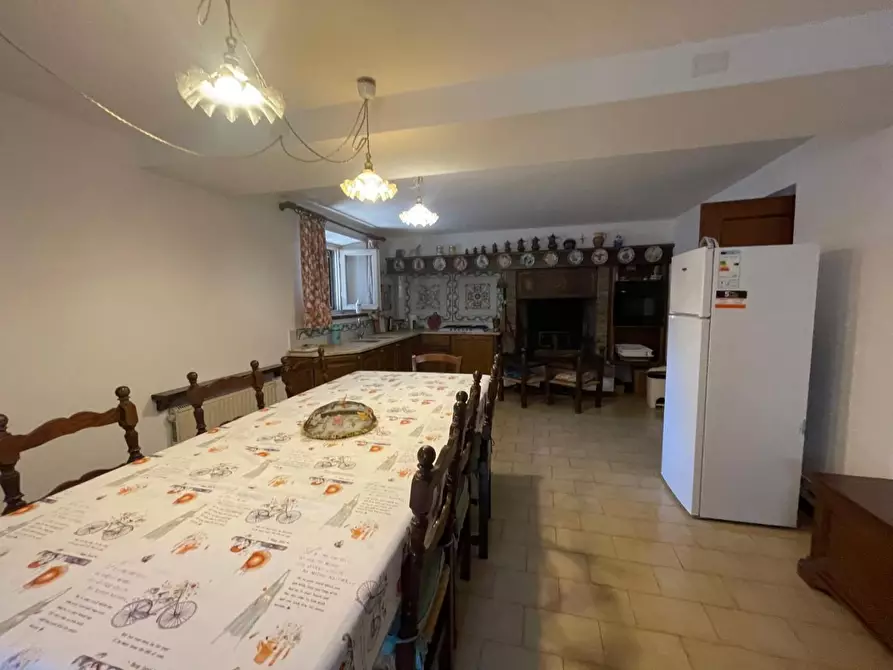 Immagine 17 di Villa in vendita  a Lucca