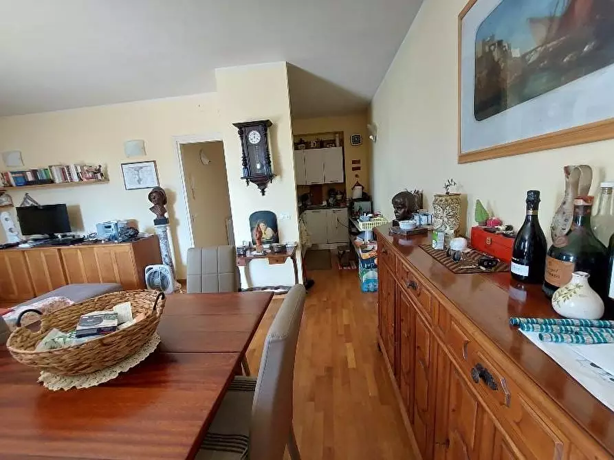 Immagine 4 di Appartamento in vendita  a Camaiore