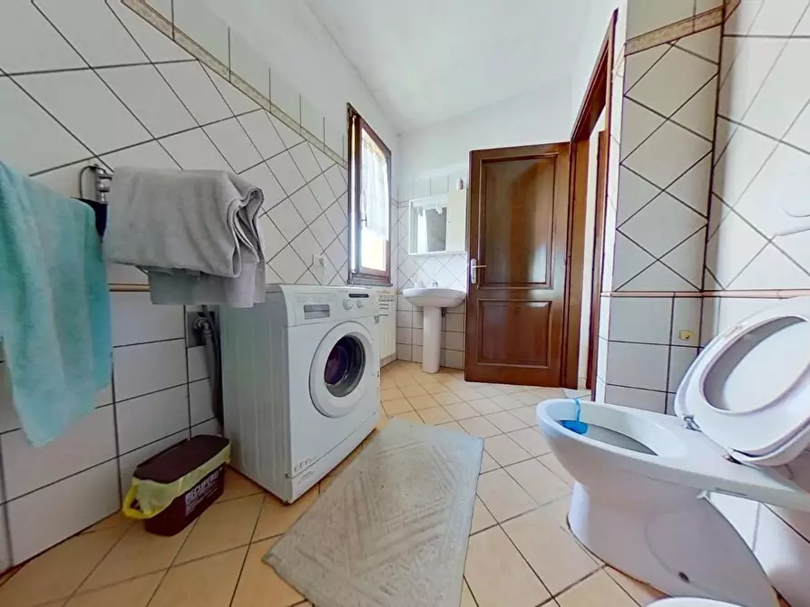 Immagine 44 di Appartamento in vendita  a Lamporecchio