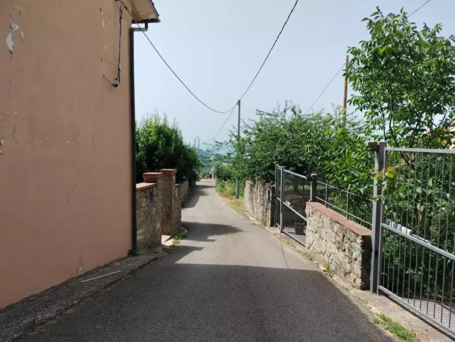 Immagine 7 di Appartamento in vendita  a Lamporecchio