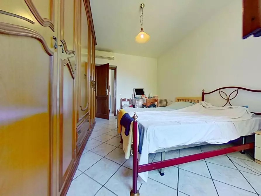 Immagine 34 di Appartamento in vendita  a Lamporecchio