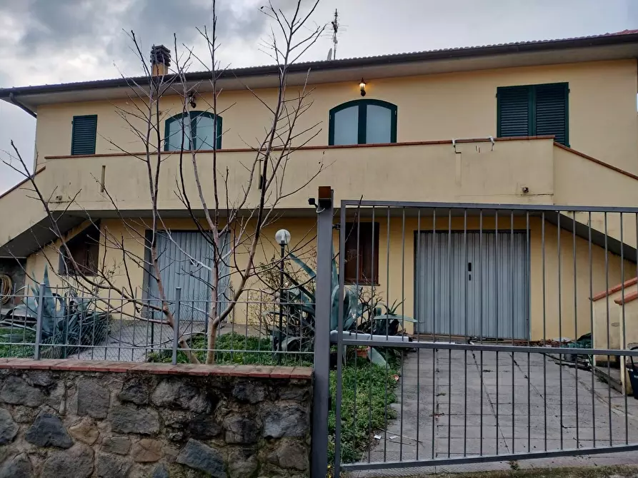 Immagine 3 di Appartamento in vendita  a Lamporecchio