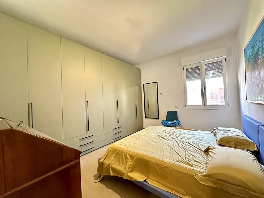 Immagine 9 di Appartamento in vendita  a Lucca