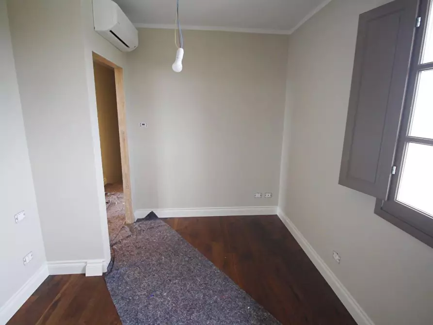 Immagine 21 di Casa colonica in vendita  a Cerreto Guidi