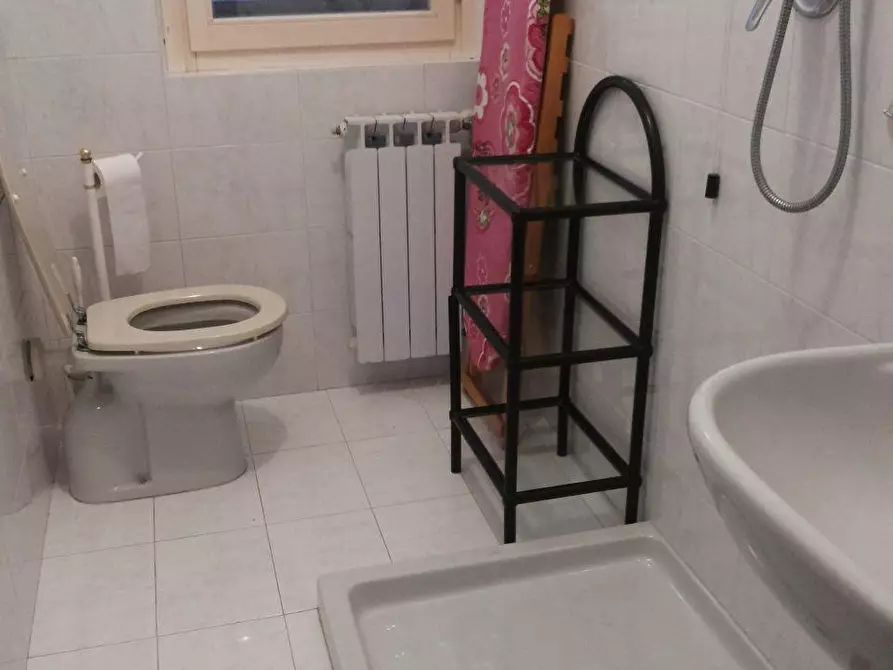 Immagine 14 di Villetta a schiera in vendita  a Sarzana