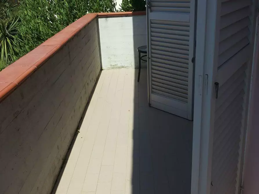 Immagine 4 di Villetta a schiera in vendita  a Sarzana