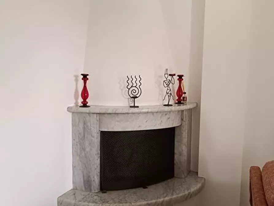 Immagine 10 di Villetta a schiera in vendita  a Sarzana