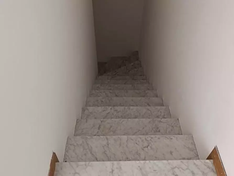 Immagine 11 di Villetta a schiera in vendita  a Sarzana