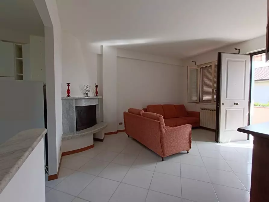 Immagine 24 di Villetta a schiera in vendita  a Sarzana