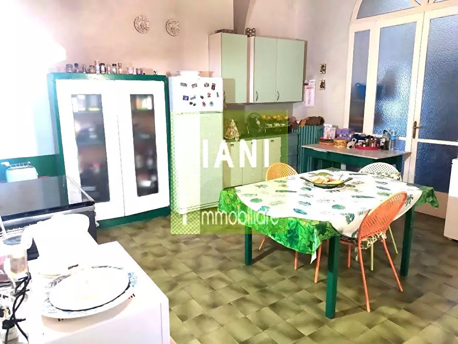 Immagine 8 di Appartamento in vendita  a Livorno