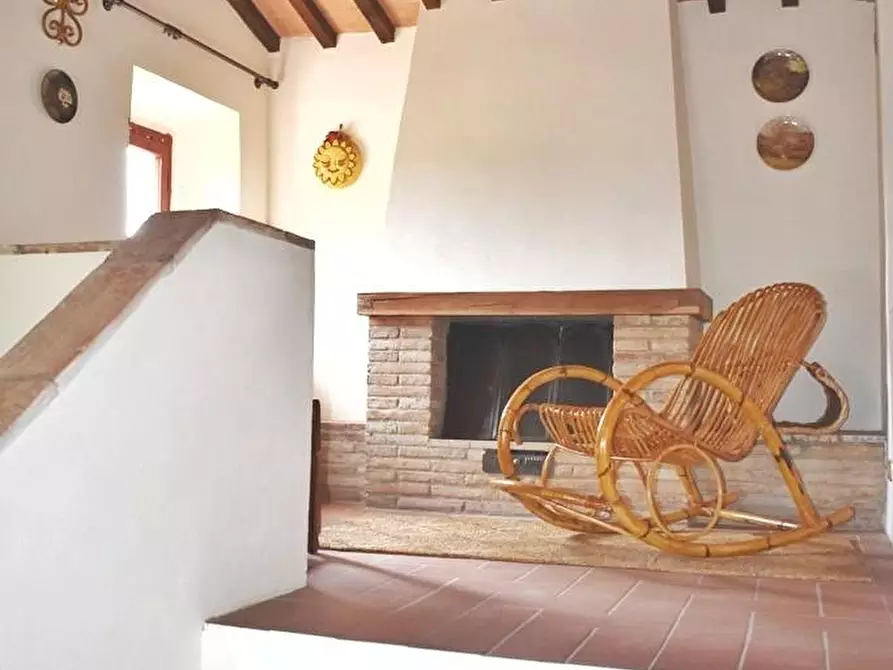 Immagine 34 di Porzione di casa in vendita  a Gambassi Terme