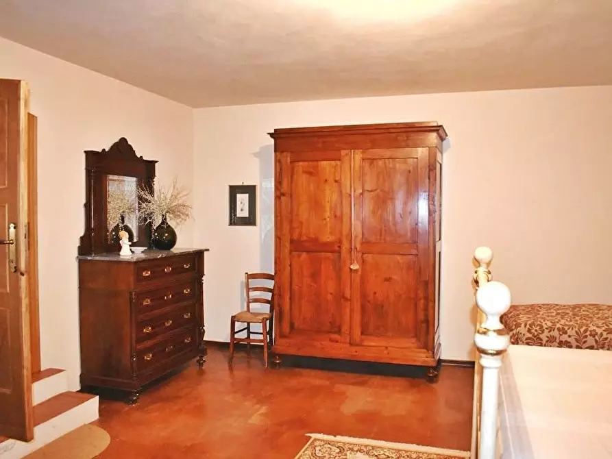 Immagine 21 di Porzione di casa in vendita  a Gambassi Terme