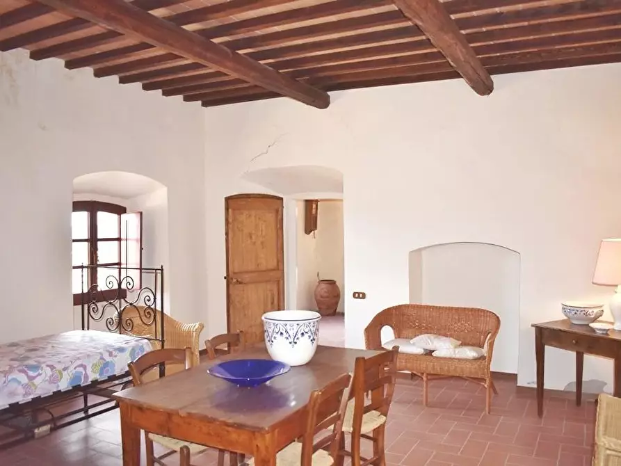 Immagine 36 di Porzione di casa in vendita  a Gambassi Terme