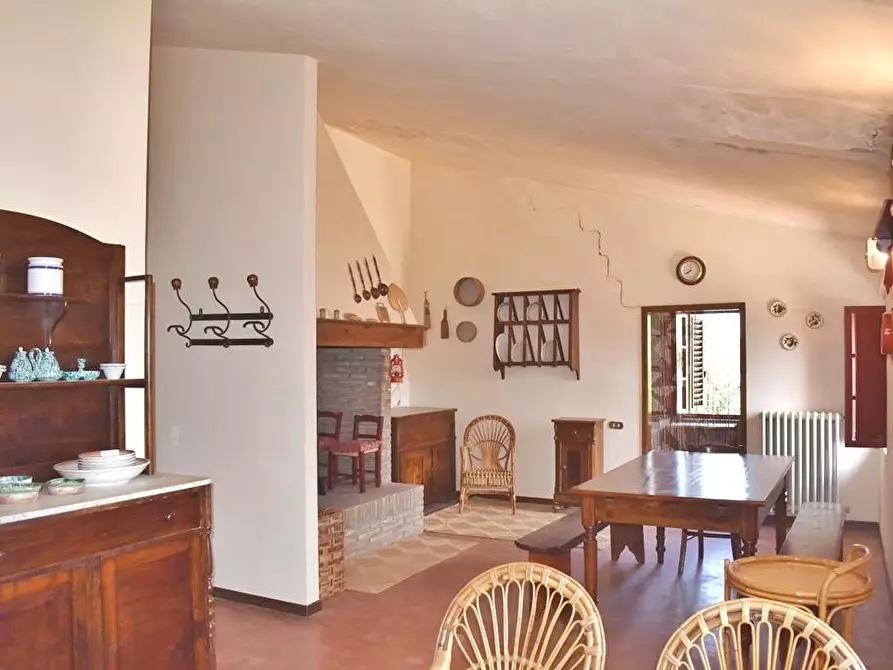 Immagine 16 di Porzione di casa in vendita  a Gambassi Terme