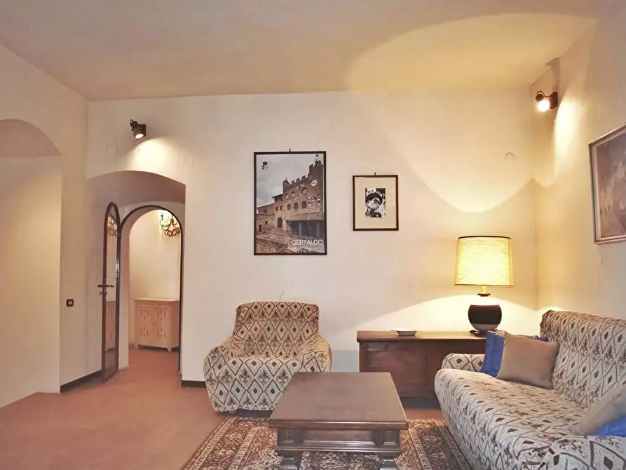 Immagine 5 di Porzione di casa in vendita  a Gambassi Terme