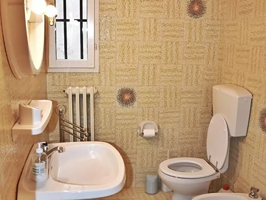 Immagine 39 di Porzione di casa in vendita  a Gambassi Terme