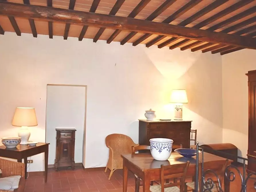 Immagine 38 di Porzione di casa in vendita  a Gambassi Terme