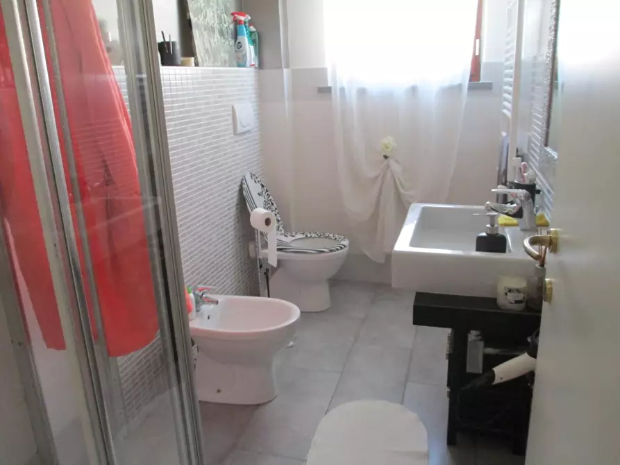 Immagine 6 di Appartamento in vendita  a Cascina