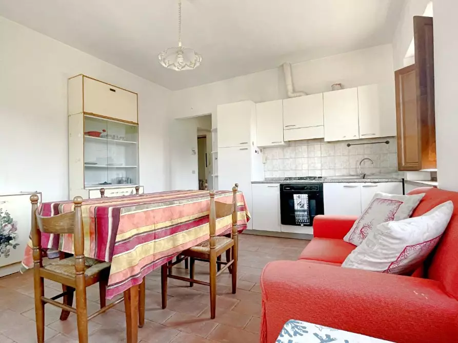 Immagine 3 di Appartamento in vendita  a Barga