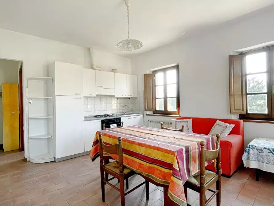 Immagine 4 di Appartamento in vendita  a Barga