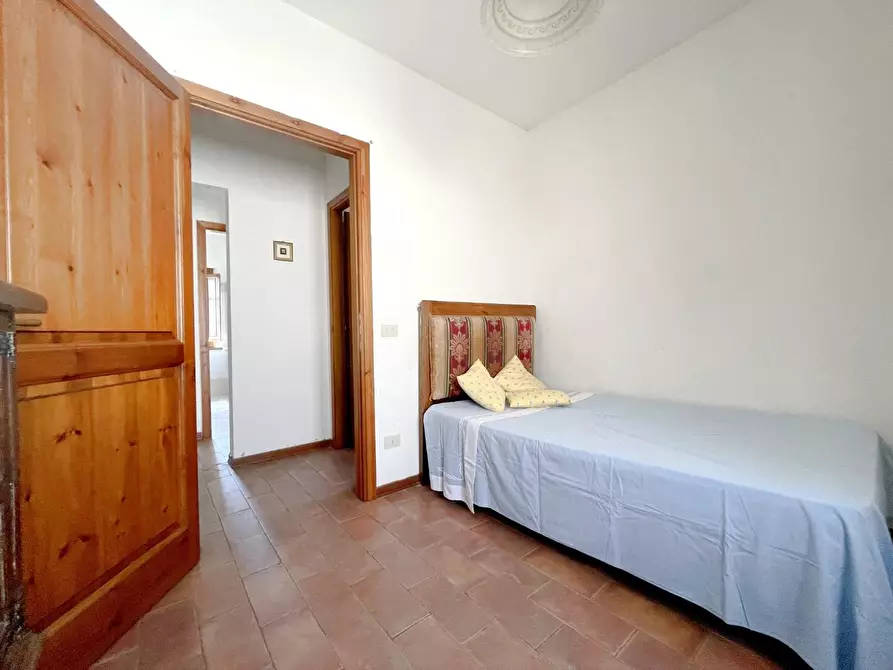 Immagine 12 di Appartamento in vendita  a Barga