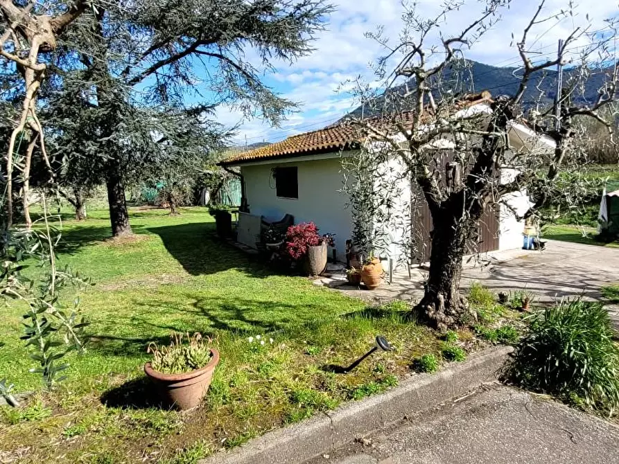 Immagine 37 di Villa in vendita  a San Giuliano Terme