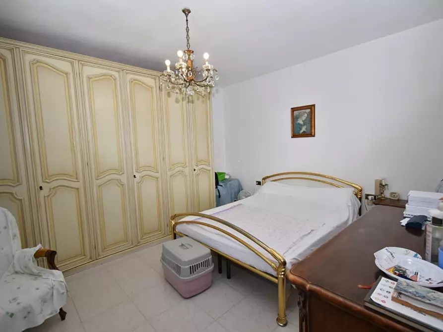 Immagine 10 di Villa in vendita  a San Giuliano Terme