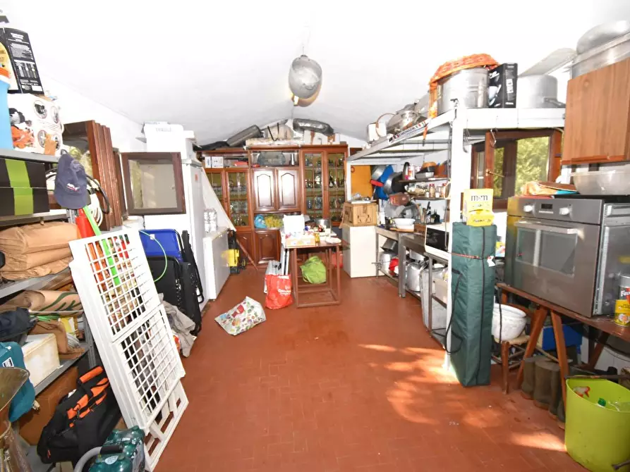 Immagine 50 di Villa in vendita  a San Giuliano Terme