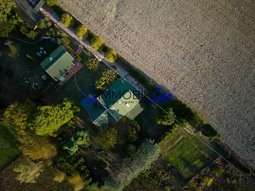 Immagine 30 di Casa indipendente in vendita  a Collesalvetti