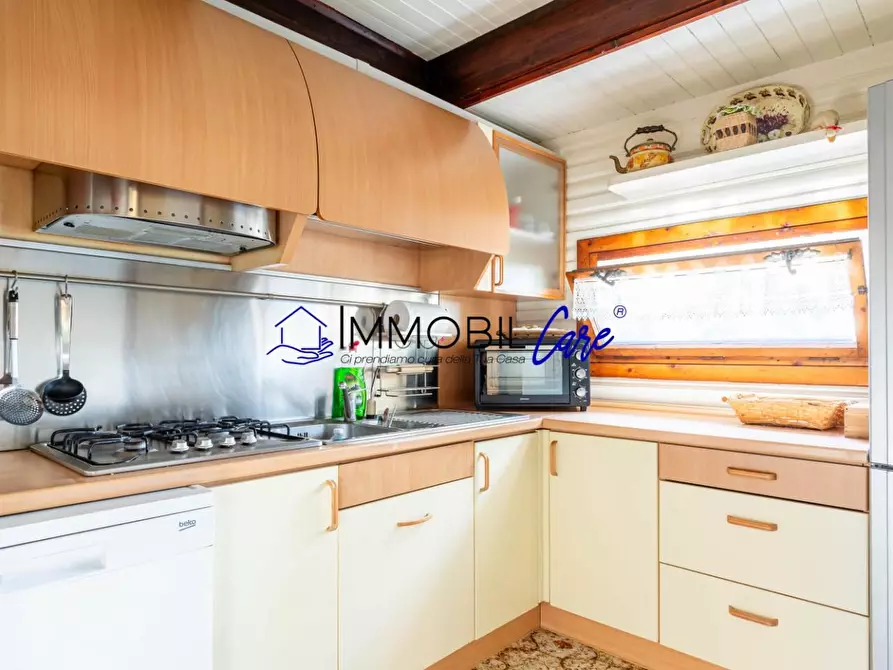 Immagine 6 di Casa indipendente in vendita  a Collesalvetti