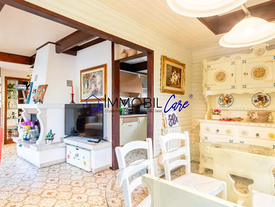 Immagine 8 di Casa indipendente in vendita  a Collesalvetti