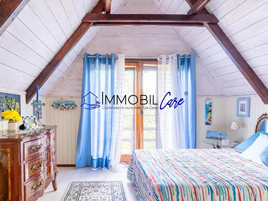 Immagine 18 di Casa indipendente in vendita  a Collesalvetti