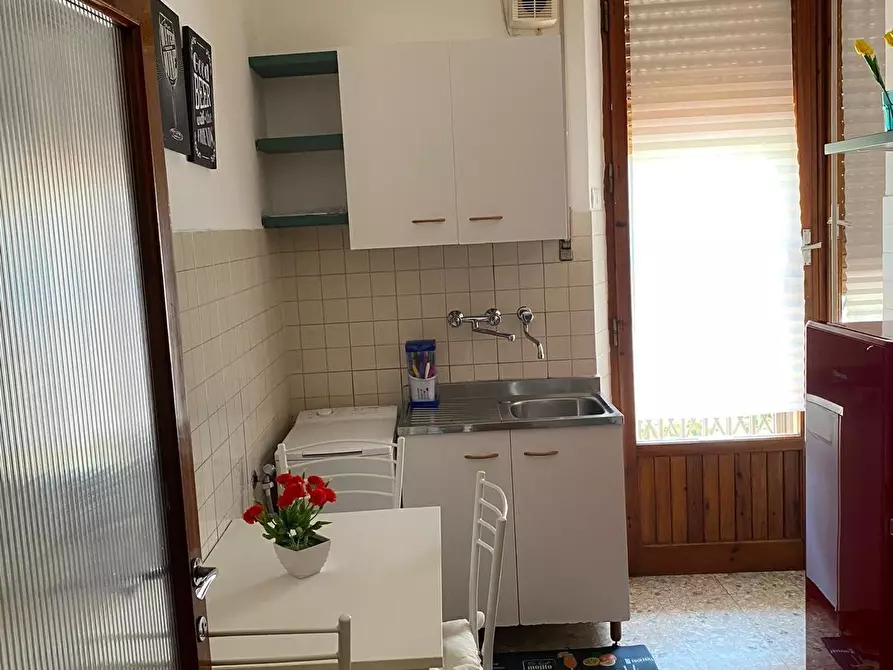 Immagine 12 di Appartamento in vendita  a Siena