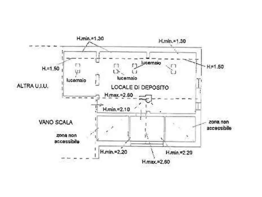 Immagine 2 di Mansarda in vendita  a Massa