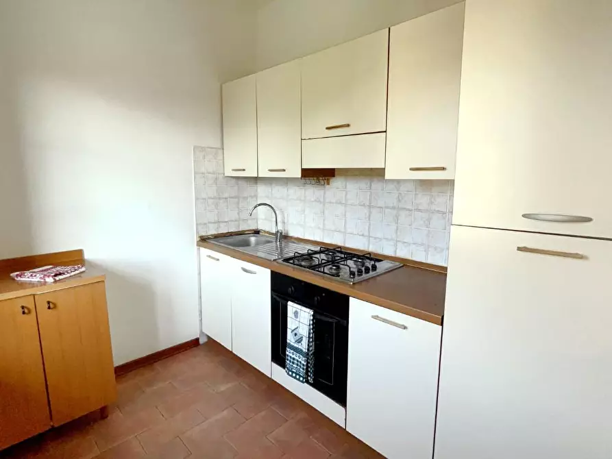 Immagine 12 di Appartamento in vendita  a Barga