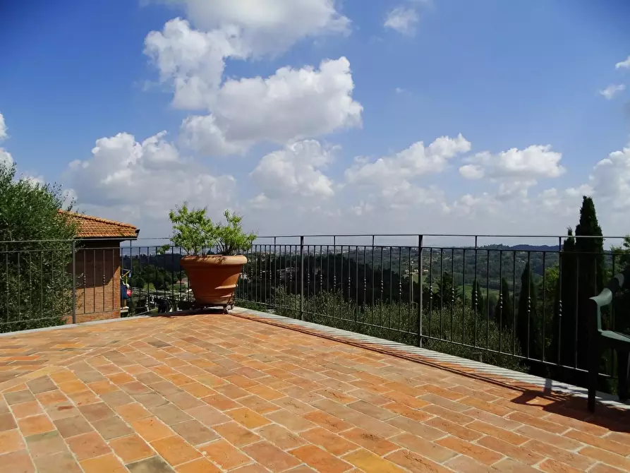 Immagine 37 di Villa in vendita  a Montopoli In Val D'arno