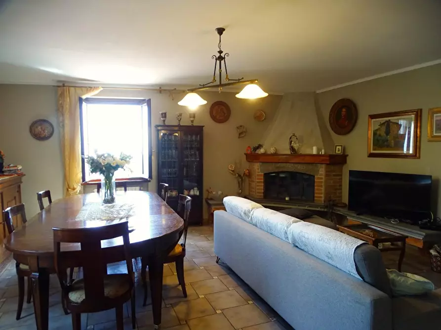 Immagine 10 di Villa in vendita  a Montopoli In Val D'arno