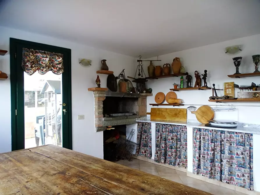 Immagine 28 di Villa in vendita  a Montopoli In Val D'arno