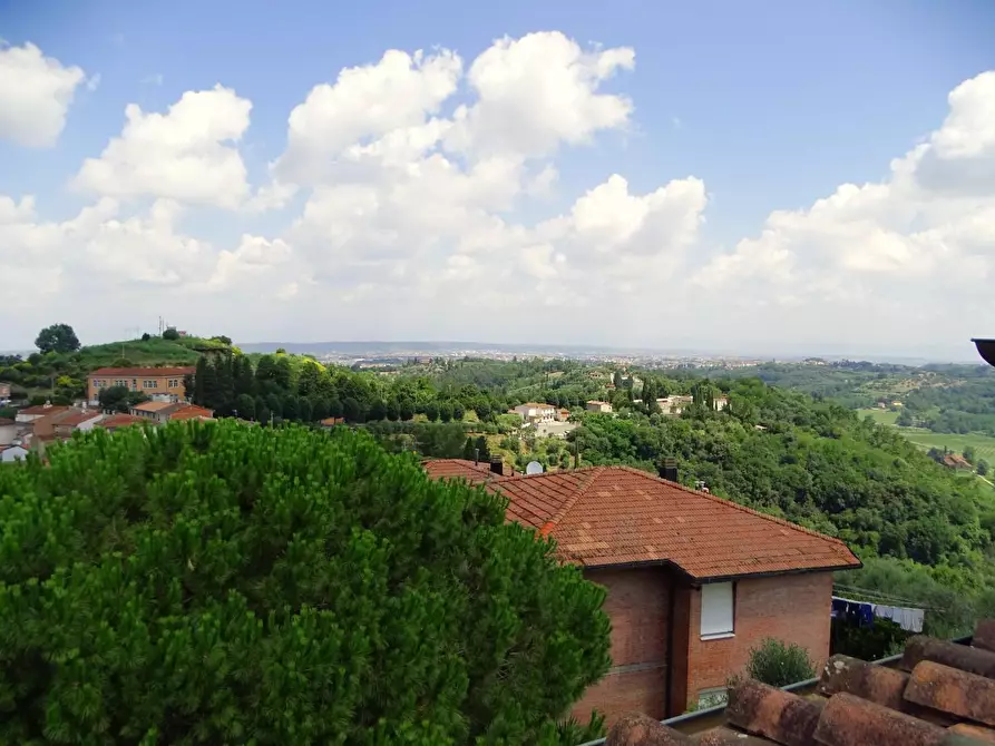 Immagine 25 di Villa in vendita  a Montopoli In Val D'arno