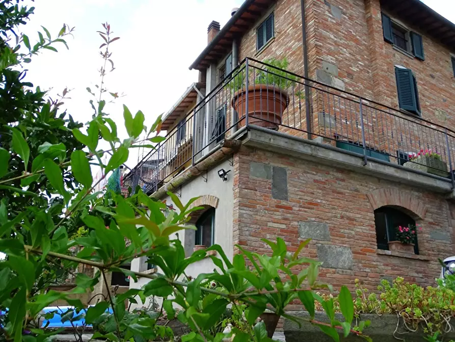 Immagine 27 di Villa in vendita  a Montopoli In Val D'arno