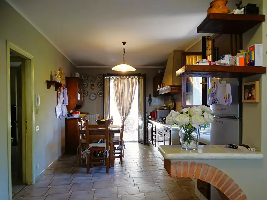 Immagine 11 di Villa in vendita  a Montopoli In Val D'arno