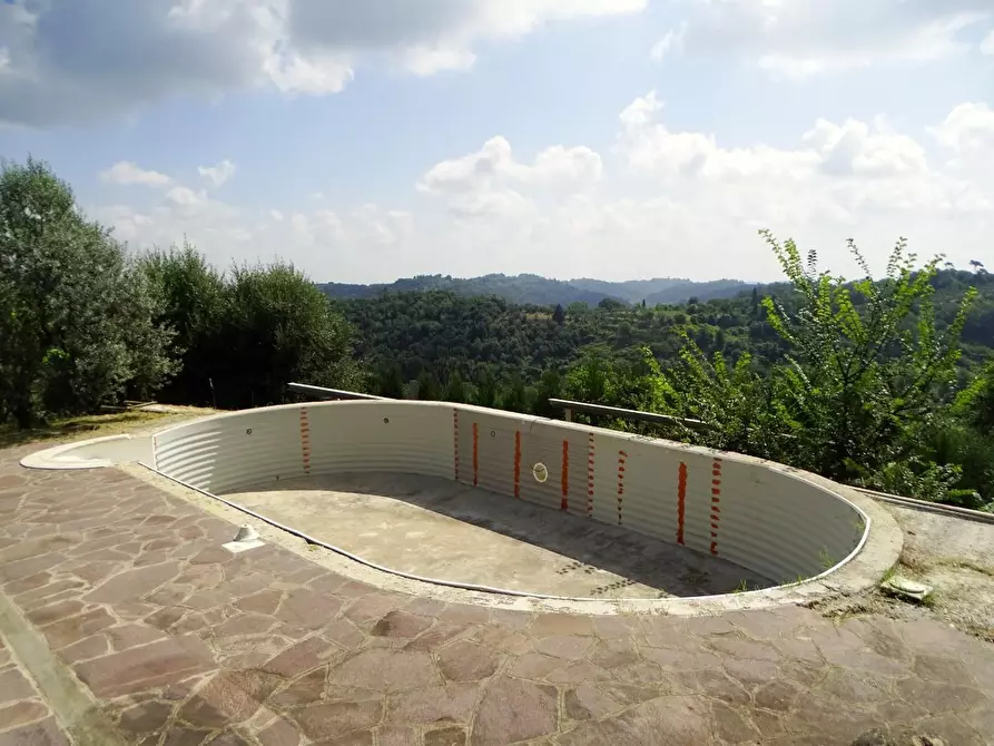 Immagine 5 di Villa in vendita  a Montopoli In Val D'arno