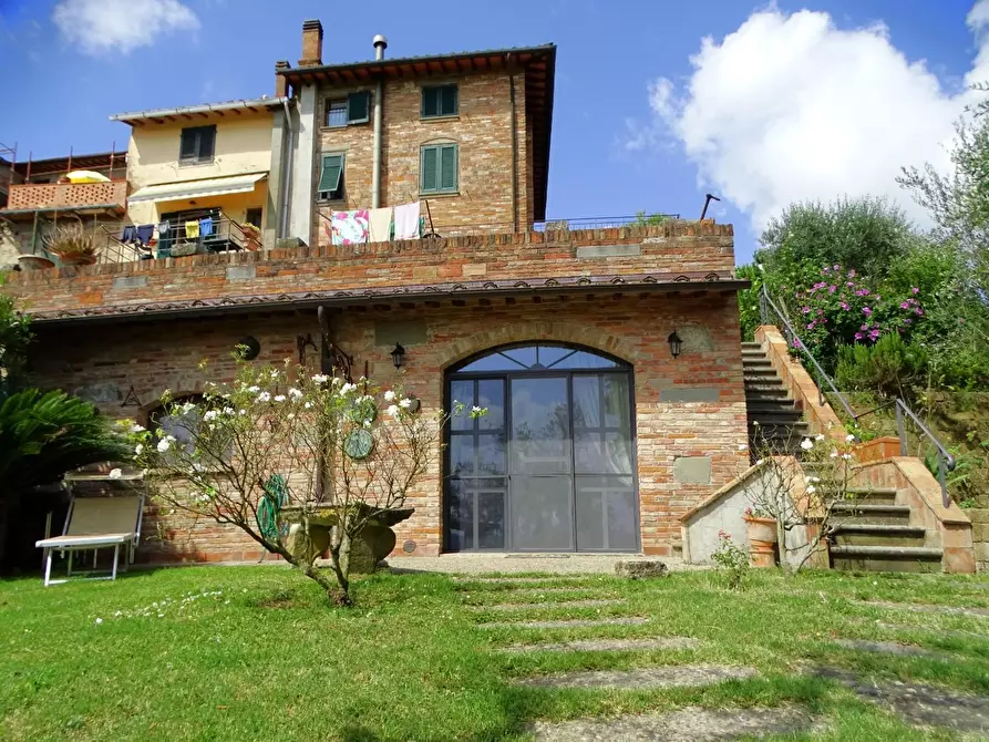 Immagine 4 di Villa in vendita  a Montopoli In Val D'arno