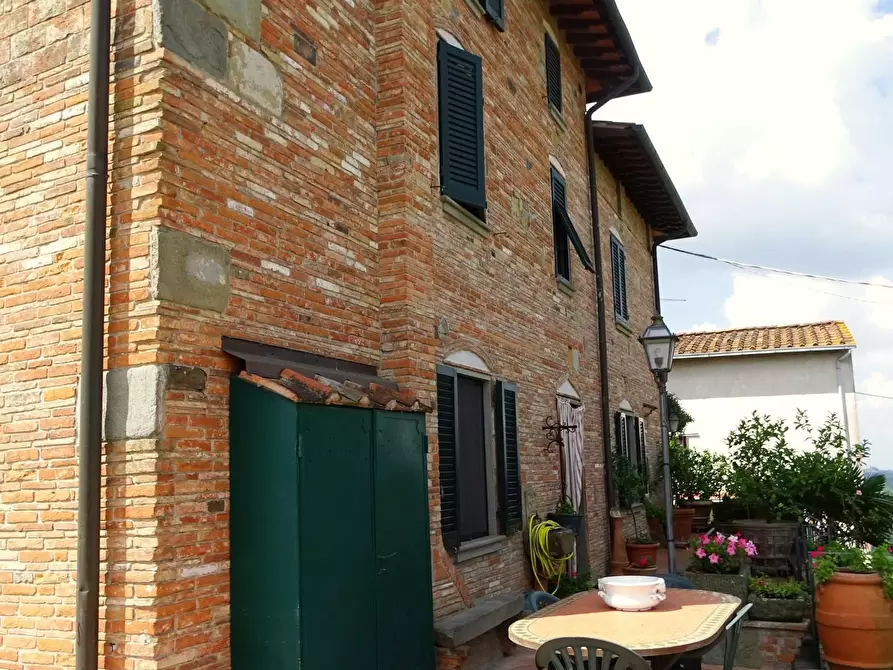 Immagine 40 di Villa in vendita  a Montopoli In Val D'arno